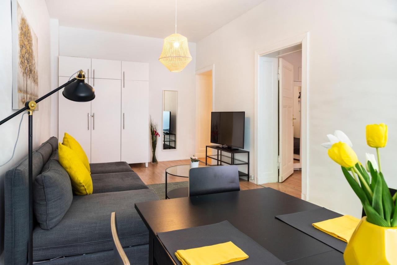 Freshly Renovated 2br&lr+walk-in Rainshower Berlijn